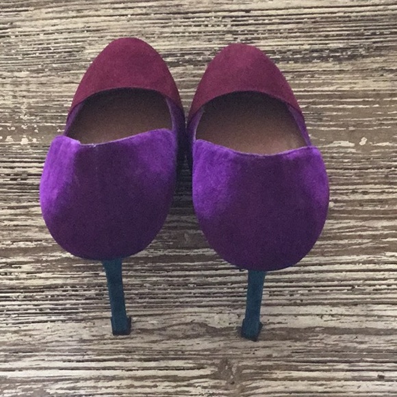 Saint Laurent Tricolor Suede Platform Pumps - Picture 4 of 5